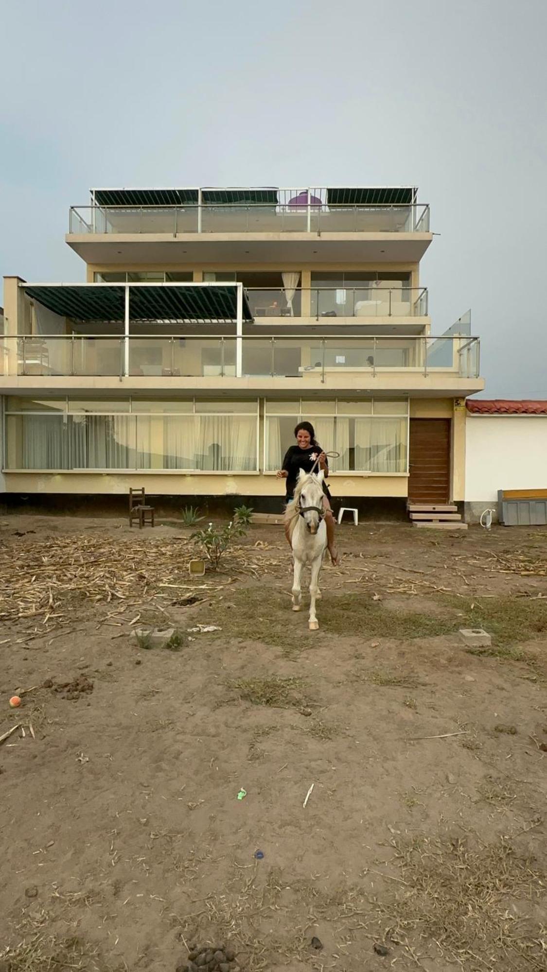 Yolo House Peru Bed & Breakfast Asia Luaran gambar