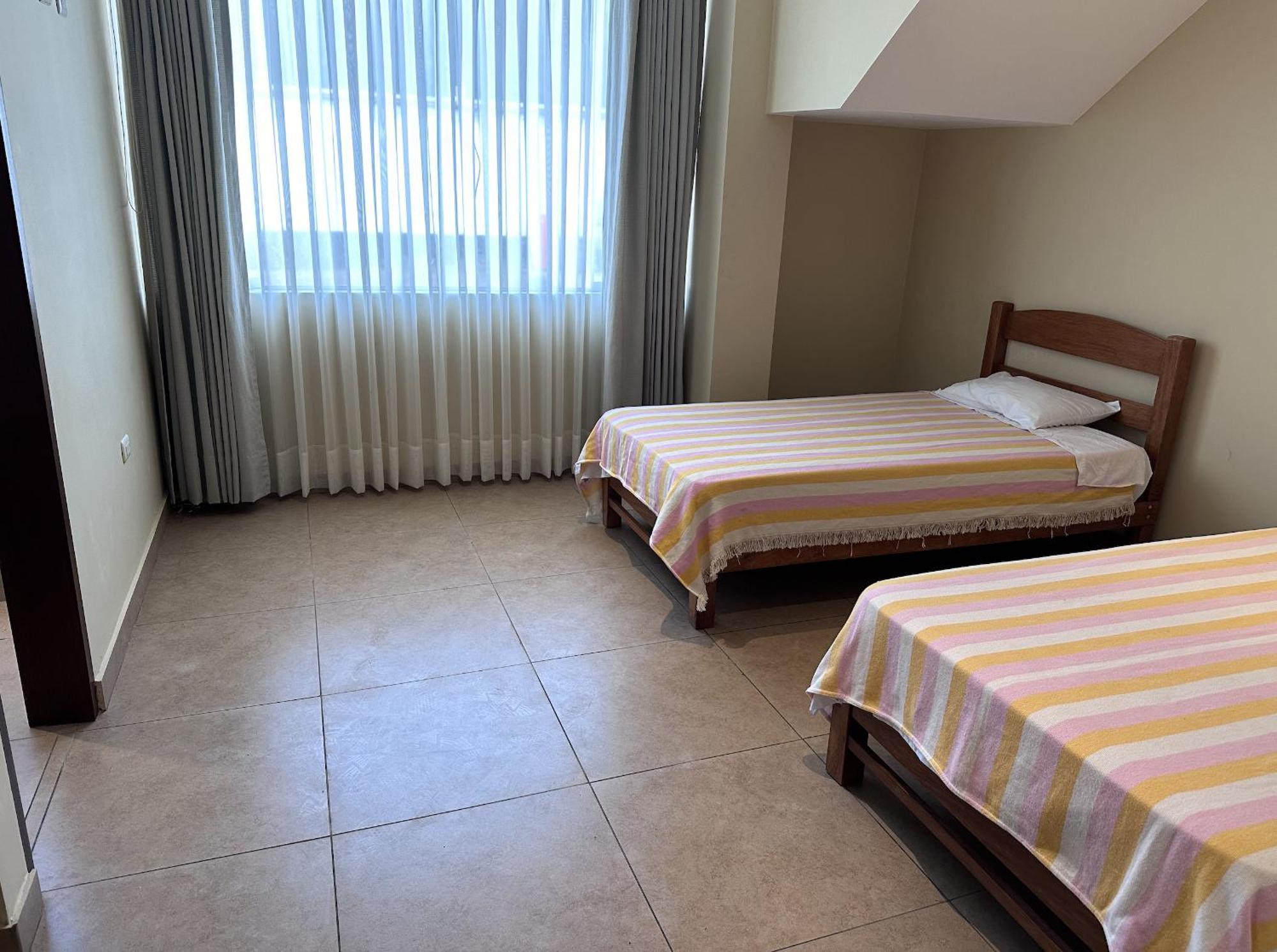 Yolo House Peru Bed & Breakfast Asia Luaran gambar